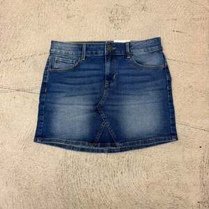 NWT SO Kohl's Denim Mini Skirt, Medium Wash Y2K Style, Size 16